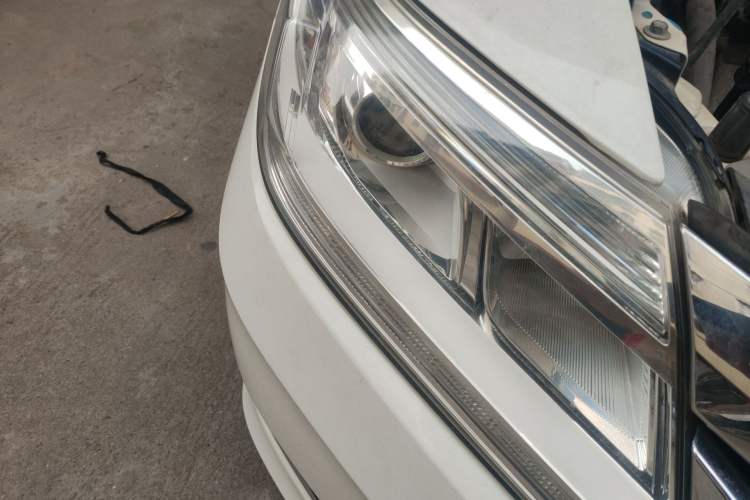 Used Honda Crider 2016 1.8L CVT Luxury Edition Right Front Headlight