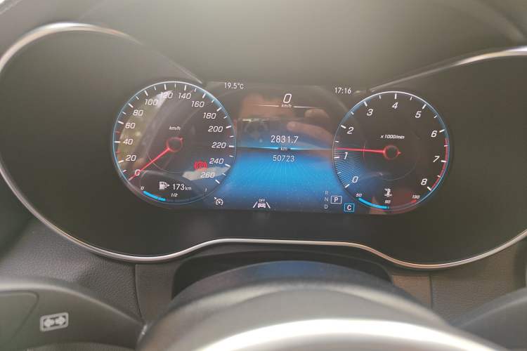 Used Mercedes-Benz GLC Coupe 2020 GLC 300 4MATIC Coupe SUV Odometer Close Up