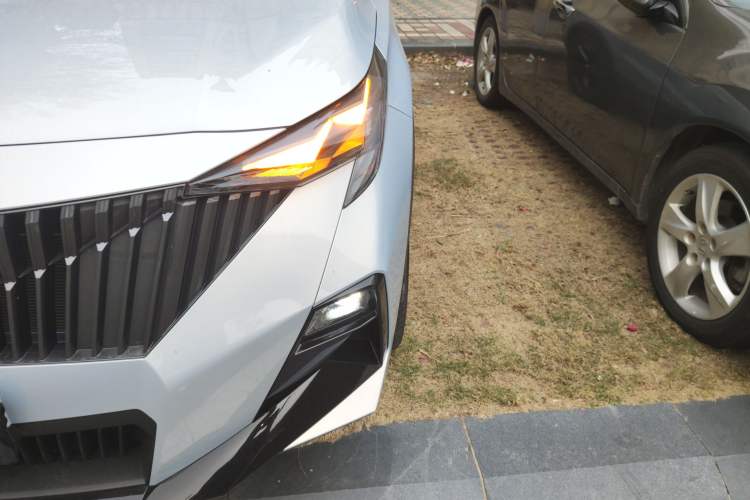 Used GAC Trumpchi GS3 2023 Shadow Speed 270T Dynamic Intelligence Edition Left Front Headlight