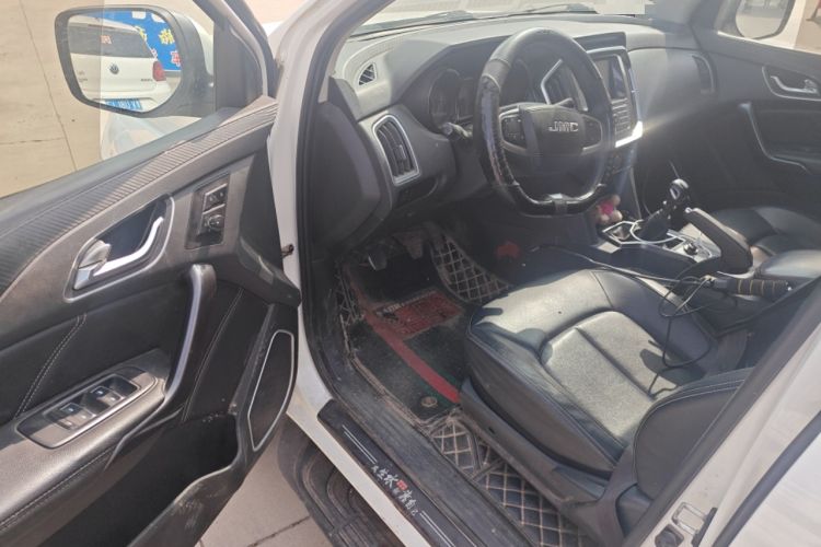 Used JMC Yuhu 7 2020 2.0T Diesel Manual Two-Wheel Drive Comfort Edition Short Wheelbase China VI Standard JX4D20A6L Driver Seat