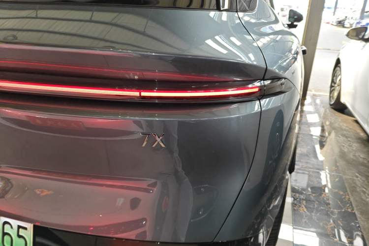 Used Zeekr 7X 2025 100kWh Long-Range All-Wheel Drive Intelligent Driving Version
