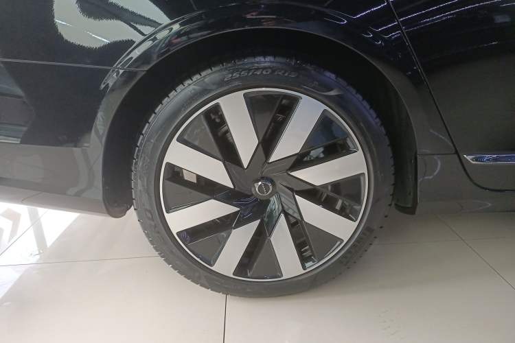 Used Volvo S90 New Energy 2024 Plug-in Hybrid Four-Wheel Drive Long-Range Luxury Smart Edition