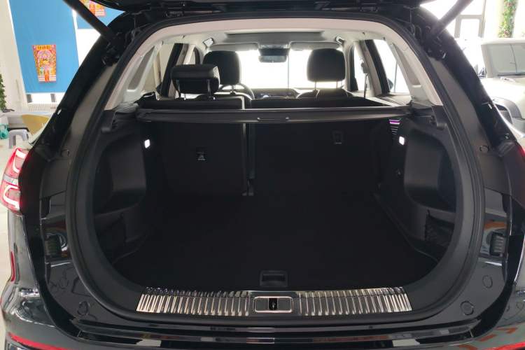 Used Hongqi HS5 2023 2.0T Qixiang Pro Edition
