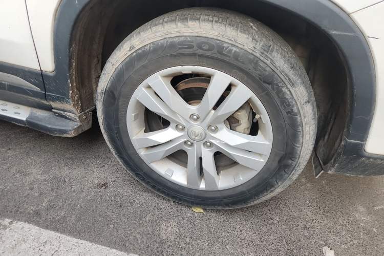 Used CHANGAN CS75 2016 1.8T Automatic Elite Model China V Standard