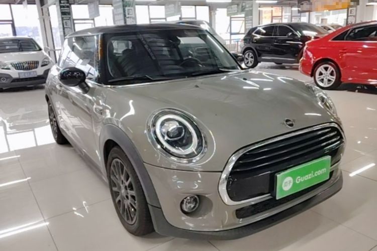 Used MINI 2019 1.5T COOPER Classic Edition
