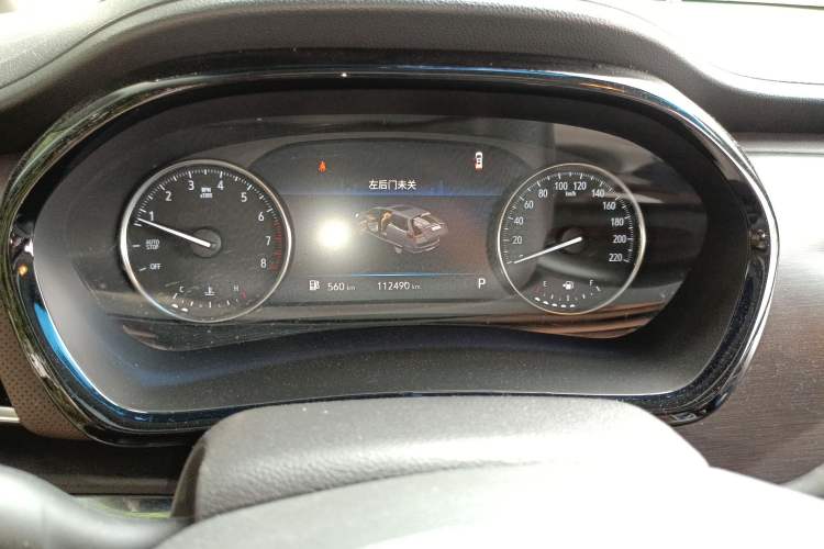 Used Buick GL8 2022 Land Cruiser Executive Class 652T Comfort Model Instrument Cluster