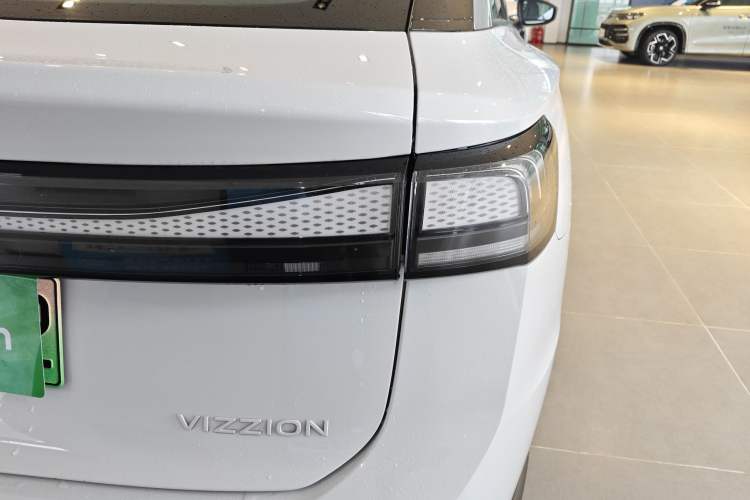 Used Volkswagen ID.7 VIZZION 2024 AIR model