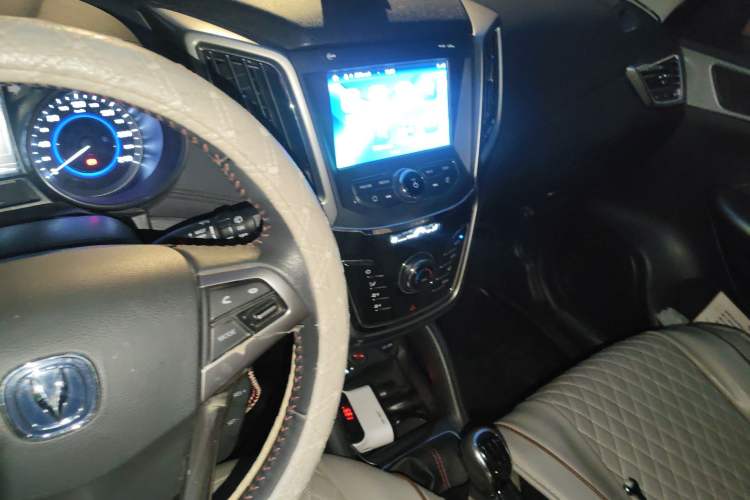 Used CHANGAN CS35 2017 1.6L Manual Luxury Model
