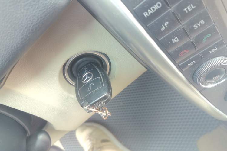 Used Mercedes-Benz B-Class 2009 B 200 Fashion Model Vehicle Key