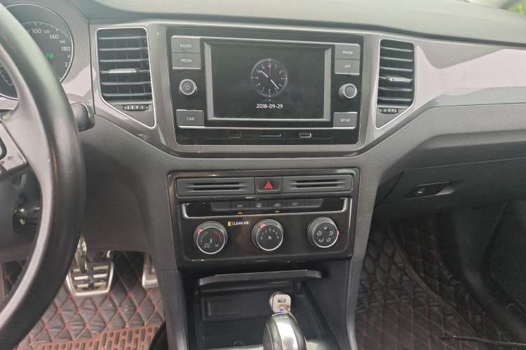 Used Volkswagen Golf Sportsvan 2018 230TSI Automatic Trend Edition
