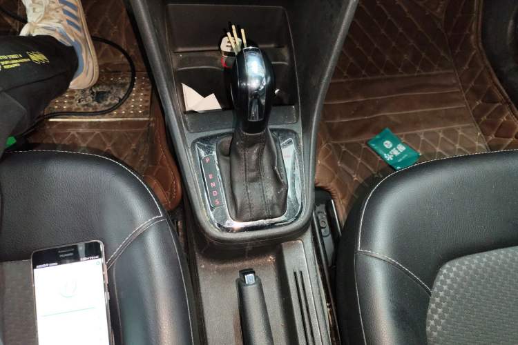 Used Volkswagen Santana 2015 Haval H6 1.6L Automatic Comfort Model