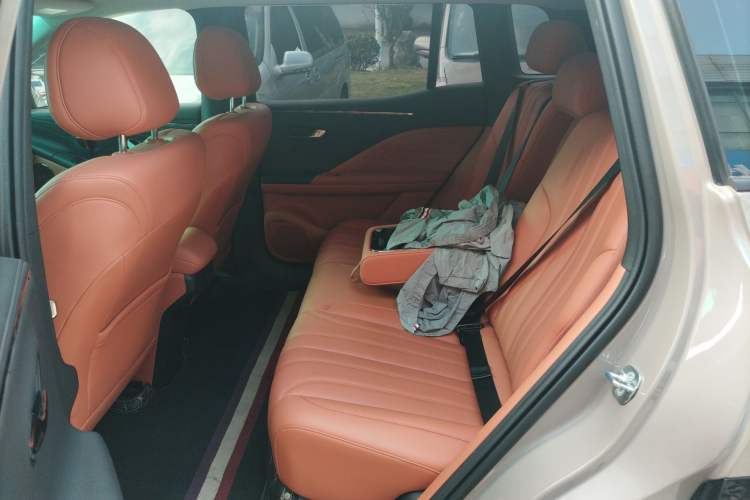 Used AION V 2024 Aion Tyrannosaurus 520 Smart Luxury Edition