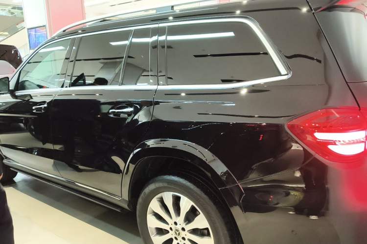 Used Mercedes-Benz GLS 2019 GLS 400 4MATIC Dynamic Edition Prestige Model
