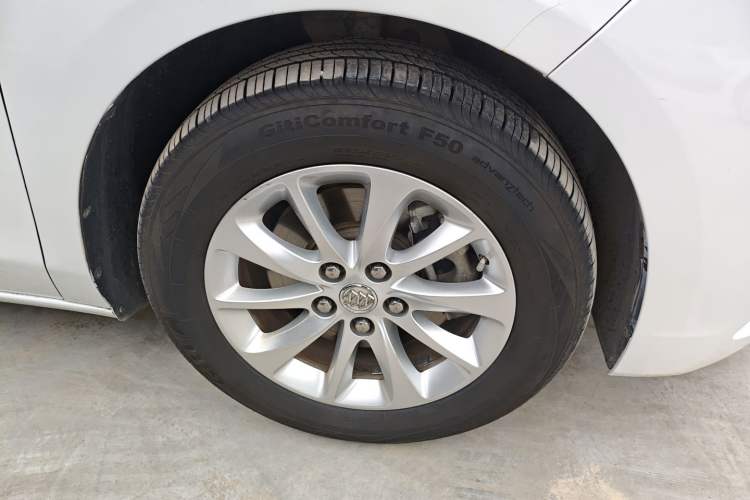 Used Buick GL8 2018 ES 28T Comfort Model China VI Standard Right Front Wheel Hub