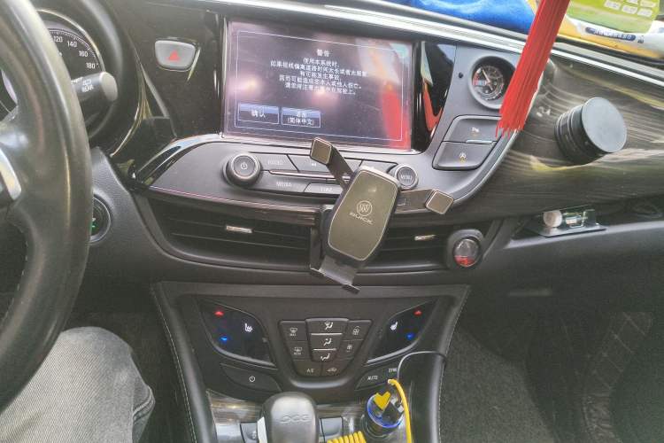 Used Buick Envision 2019 20T Two-Wheel Drive Elite Version China VI Standard
