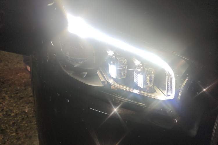 Used Mercedes-Benz Maybach GLS 2021 GLS 600 4MATIC Celebration Edition Right Front Headlight