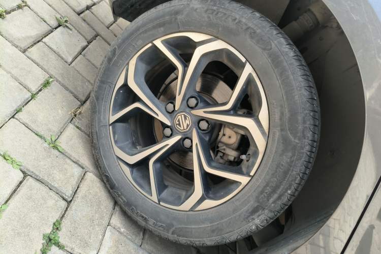 Used MG 5 2021 180 DVVT CVT Youth Luxury Edition