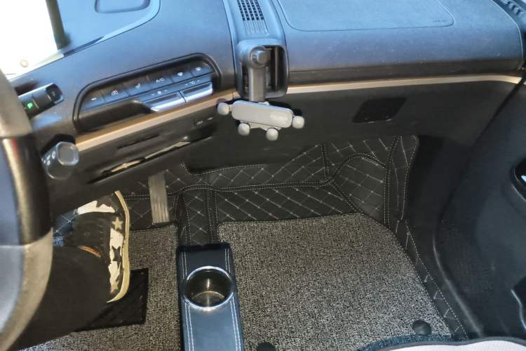 Used Baojun KiWi EV 2021 Designer Lithium Iron Phosphate
