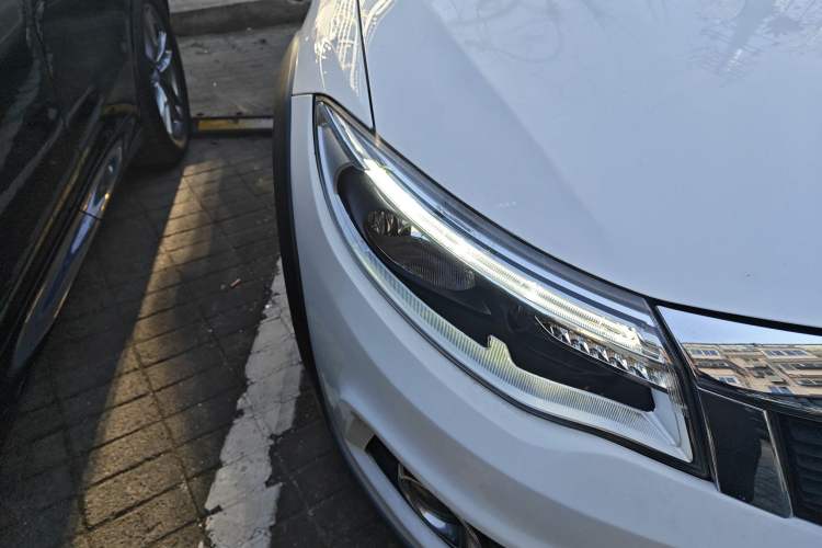 Used Qoros 3 2015 Urban SUV 1.6T Automatic – Dynamic Edition Enhanced Model