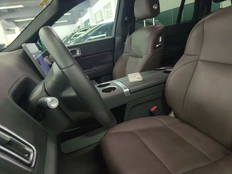 Used Li Auto L8 2023 Pro Model — 14