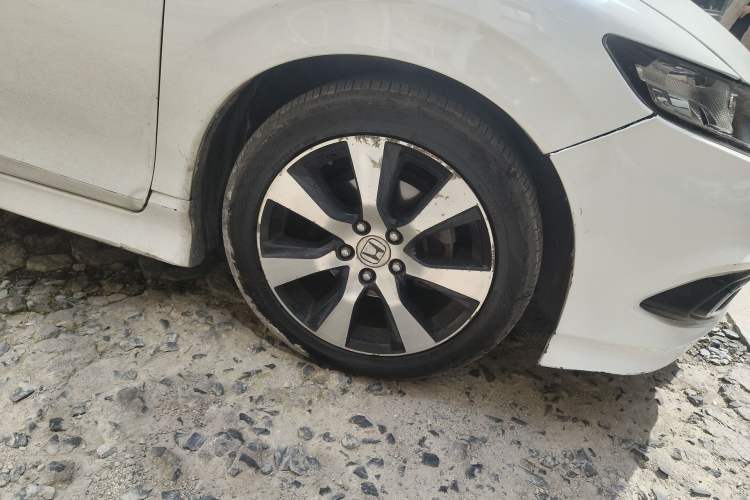 Used Honda Jade 2013 1.8L CVT Luxury Edition 5 seats