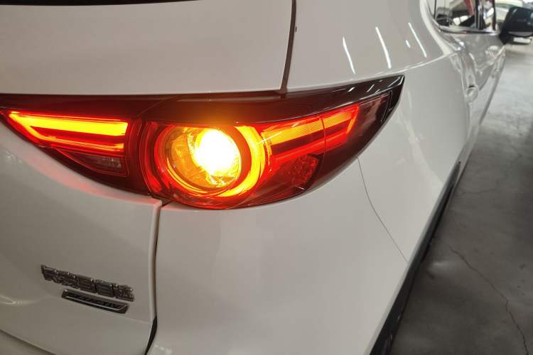 Used Mazda CX-5 2017 2.5L Automatic 2WD ZhiZun Version China V Standard
