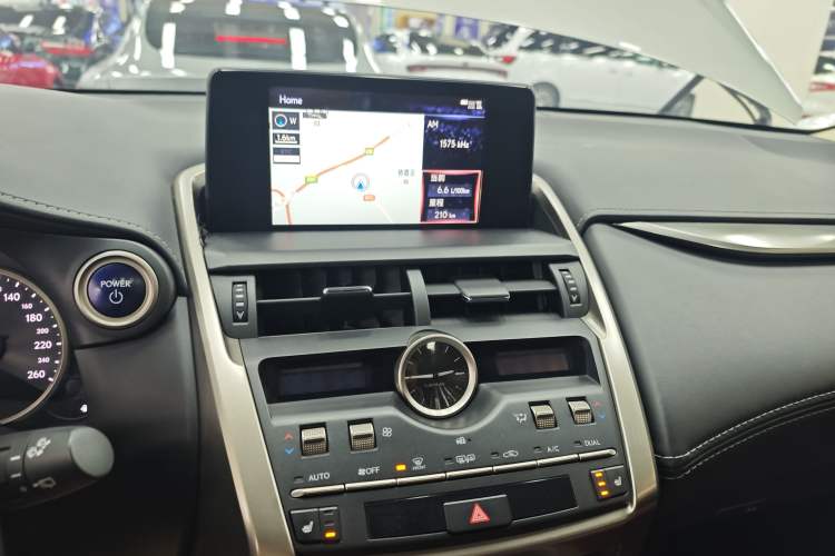 Used Lexus NX 2018 300h Front-Wheel-Drive FENGSHANG Version China V Emission Standard