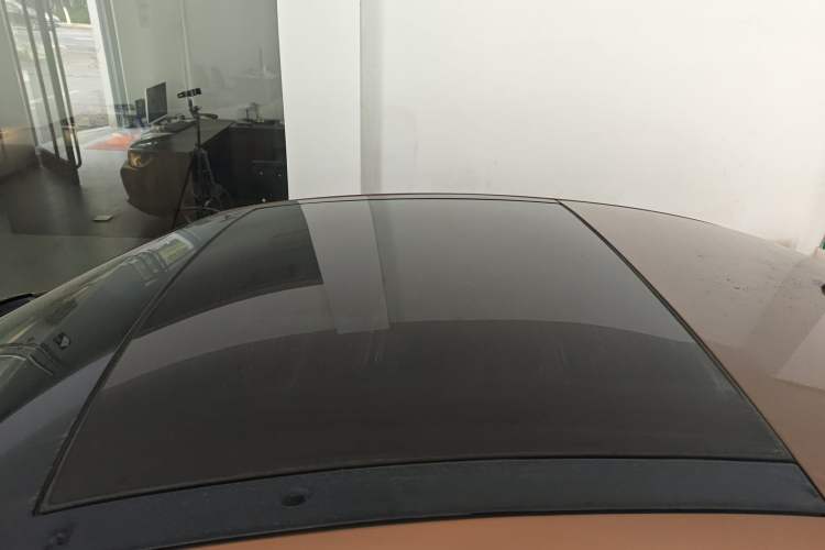 Used Volkswagen Lamando 2015 230TSI DSG Fashion Edition Roof