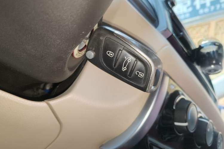 Used Toyota Vios 2014 1.3L Manual Value Edition