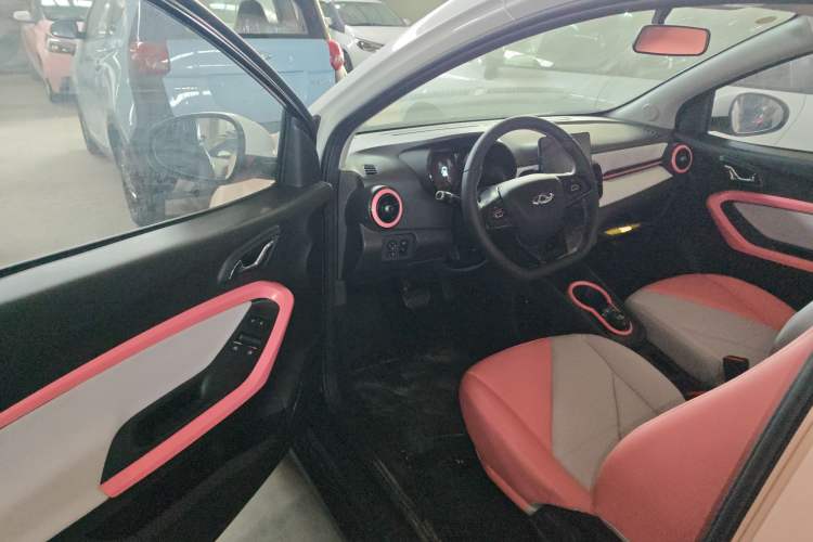 Used Chery QQ Little Ant 2024 Revised Version Youth Edition 251 km True Love Edition 25.05 kWh
