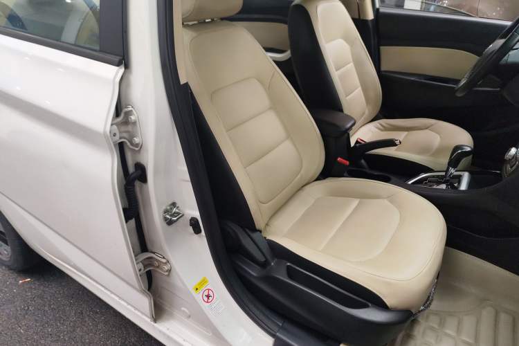 Used CHANGAN Alsvin V7 2016 1.6L Automatic Fun Model China V Standard
