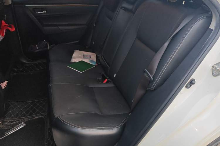 Used Toyota Corolla 2014 1.6L CVT GL-i Leather Edition Left Rear Seat