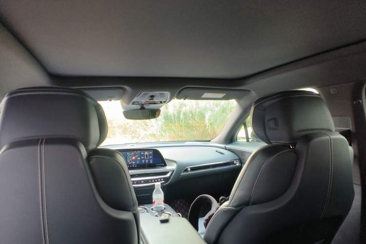 Used Cadillac LYRIQ 2022 Rear-Drive Long-Range Prestige Edition
