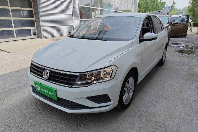 Used Volkswagen Jetta 2019 Dream Edition 1.5L Manual Fashion Version