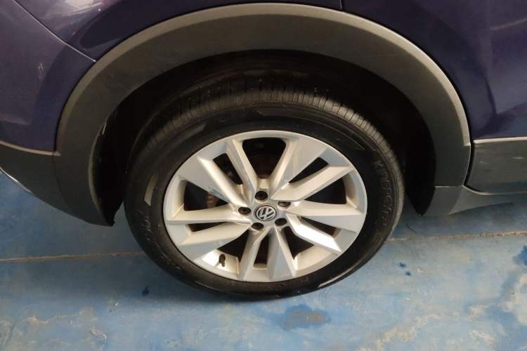 Used Volkswagen T-Cross 2020 280TSI DSG Comfort Edition Right Rear Wheel Hub