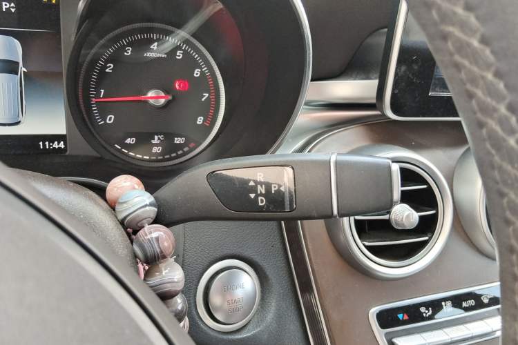 Used Mercedes-Benz GLC 2019 Refreshed GLC 300 L 4MATIC Dynamic Edition
