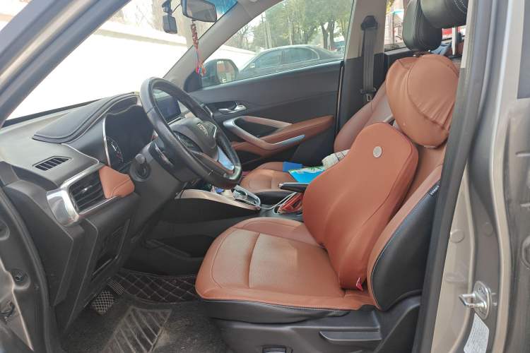 Used Baojun 510 2017 1.5L Automatic Luxury Model Left Front Seat