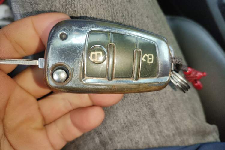 Used Isuzu D-MAX 2020 1.9T Two-Wheel Drive Automatic Comfort Edition China VI Standard RZ4E Hi-Power