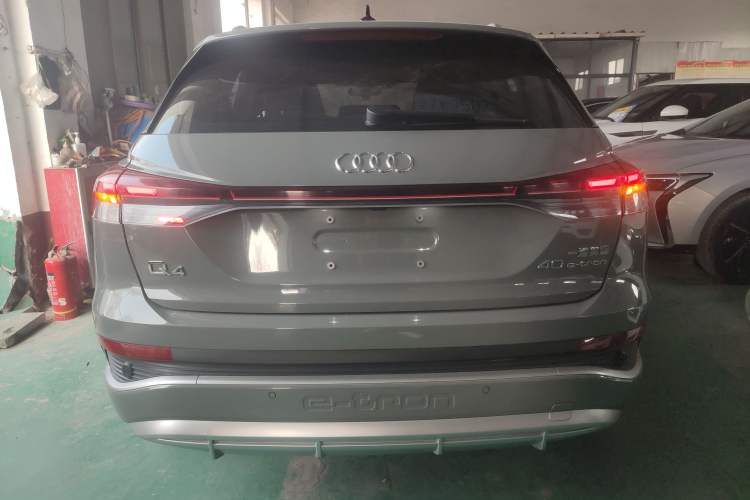 Used Audi Q4 e-tron 2022 40 e-tron Boundary Edition Exterior 4