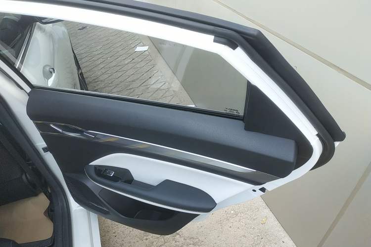 Used Geely Auto Emgrand L 2022 1.4T CVT Flagship Edition
