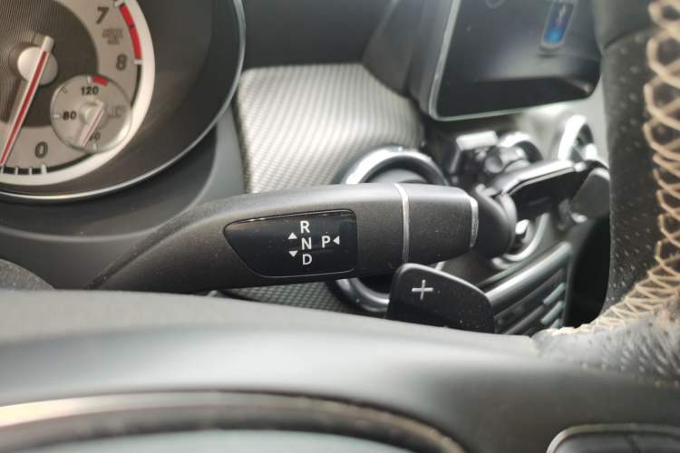 Used Mercedes-Benz GLA 2016 GLA 200 Fashion Model
