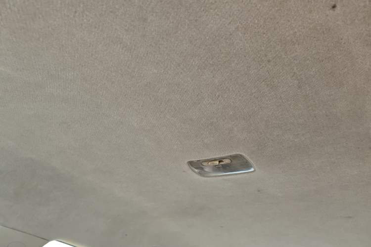 Used BYD Surui 2016 1.5L Manual Elite Edition Headliner