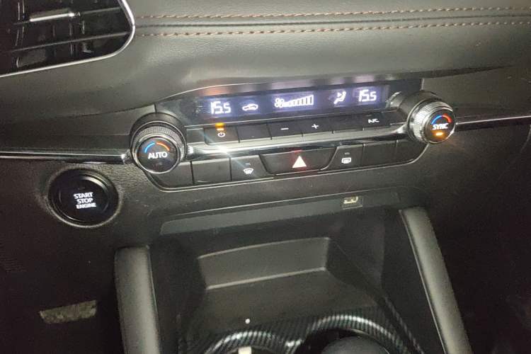 Used Mazda 3 Axela 2021 2.0L Automatic Zhiya Edition