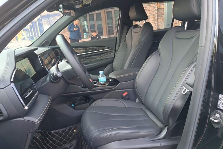 Used Geely Auto Monjaro L 2024 2.0TD DCT EVO Two-Wheel Drive Long-Range Version Left Front Seat