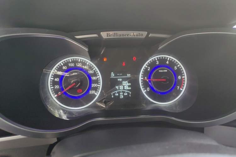 Used Brilliance V3 2015 1.5T Manual Urban Model Instrument Cluster