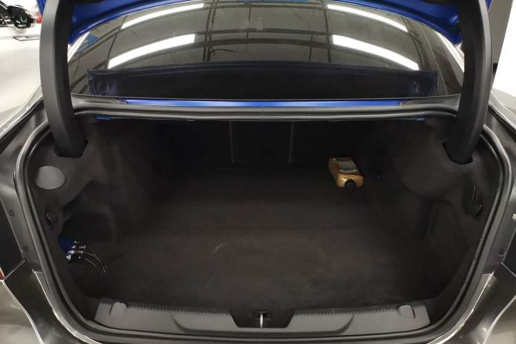 Used Jaguar XEL 2018 2.0T 250 PS Premium Edition