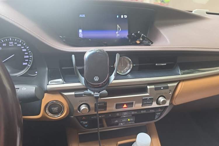 Used Lexus ES 2015 200 Comfort Edition
