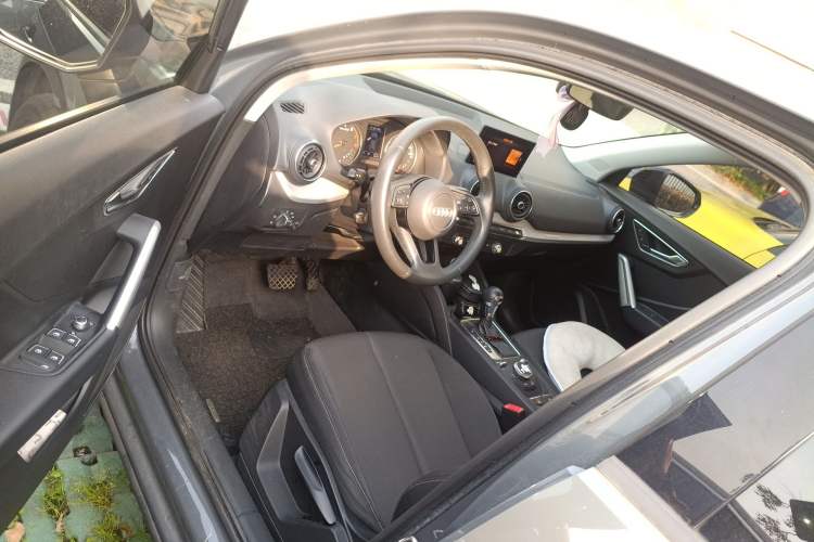 Used Audi Q2L 2020 35 TFSI Ambition Dynamic Edition Driver Seat