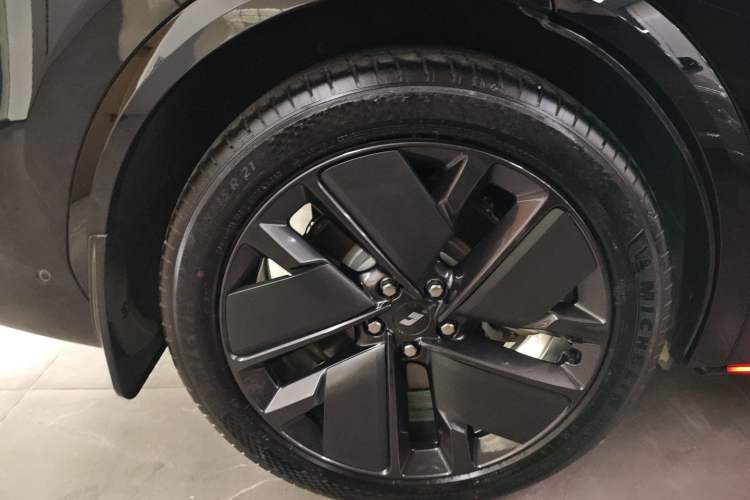 Used Li Auto L7 2025 Max Smart Refresh Edition Right Rear Wheel Hub