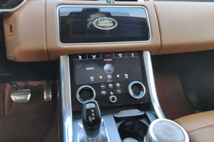 Used Land Rover Range Rover Sport 2018 3.0 SC V6 HSE DYNAMIC
